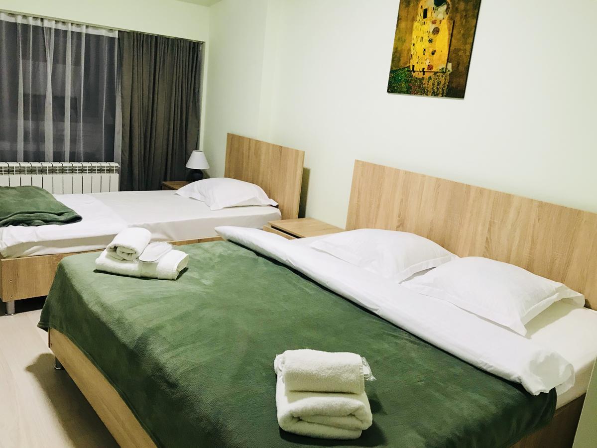 Amadeus Hotel Tbilisi Buitenkant foto