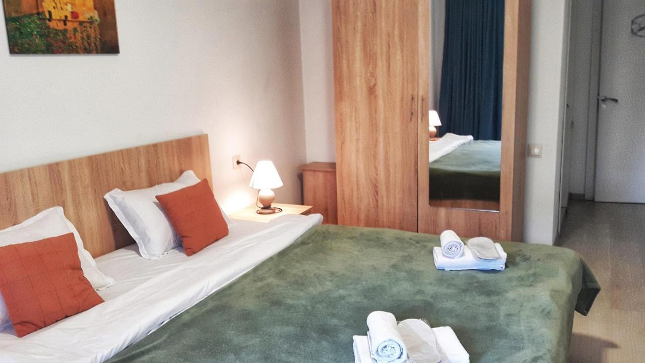 Amadeus Hotel Tbilisi Buitenkant foto