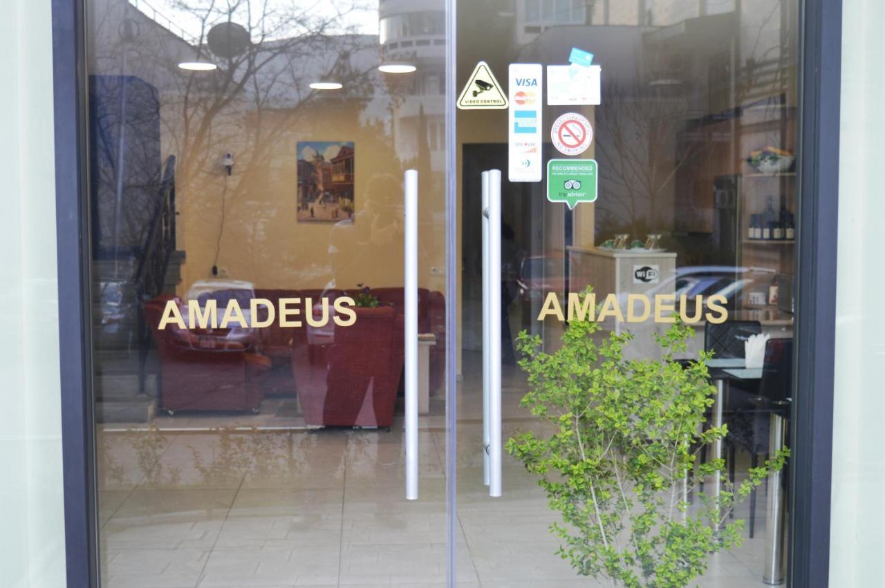 Amadeus Hotel Tbilisi Buitenkant foto