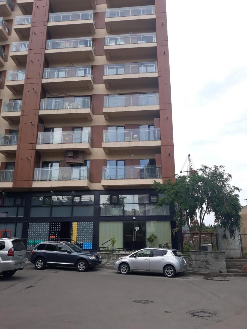 Amadeus Hotel Tbilisi Buitenkant foto